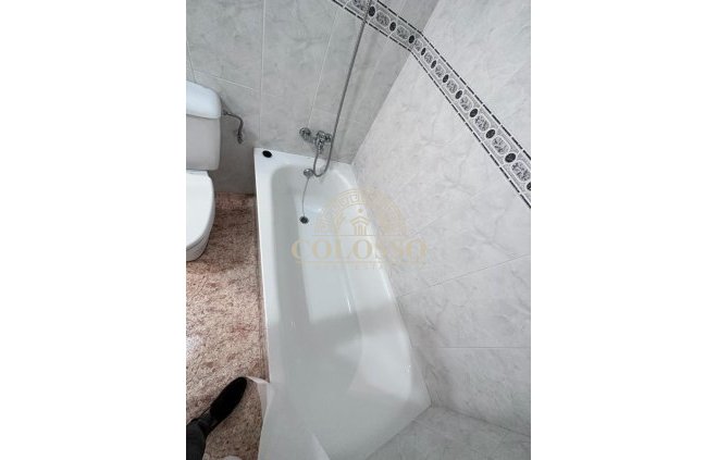 Resale - Apartamento -
Torrevieja - Acequion