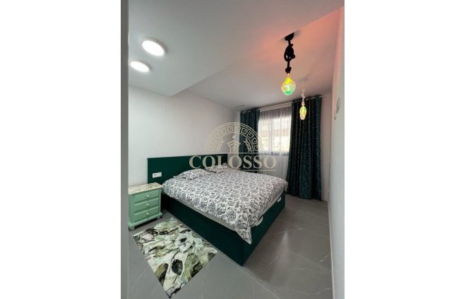 Rental - Apartamento -
Benidorm - Via Parque