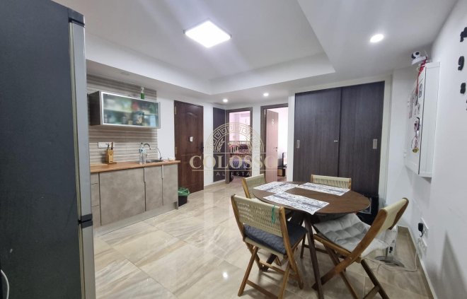 Reventa - Apartamento -
Torrevieja - Centro