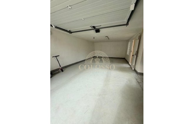 Resale - Villa -
Orihuela Costa - Montezenia