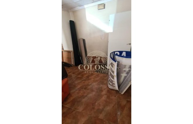 Resale - Commercial Premises -
Torrevieja - Centro