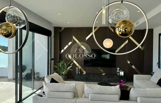 Resale - Villa de Lujo -
Finestrat - Campana garden