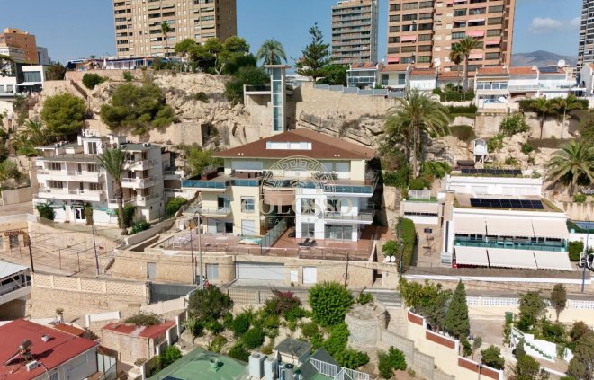 Resale - Pareado -
Benidorm - Cala de Benidorm