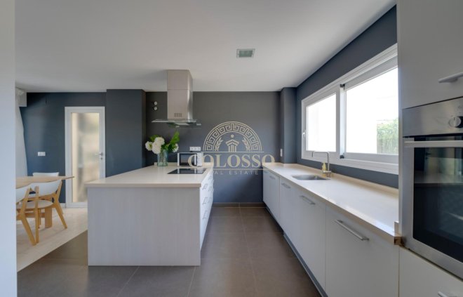 Resale - Villa de Lujo -
Alfaz del Pi - Albir