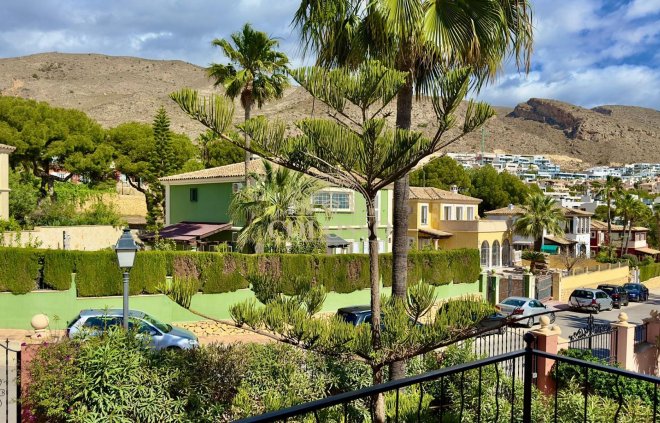 Resale - Villa -
Finestrat - BAHIA GOLF