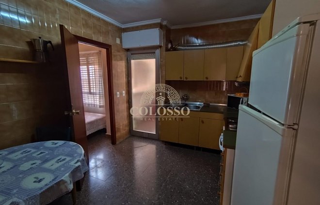 Resale - Apartamento -
Guardamar del Segura - Pueblo