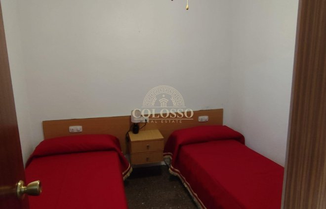 Resale - Apartamento -
Guardamar del Segura - Pueblo