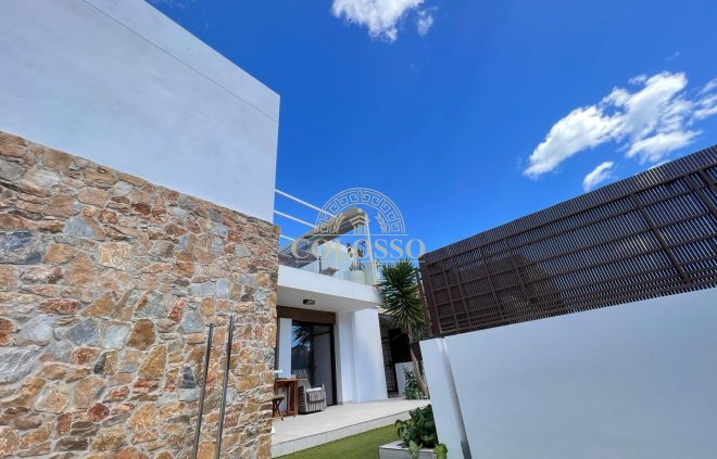Resale - Villa de Lujo -
Orihuela Costa - Montezenia