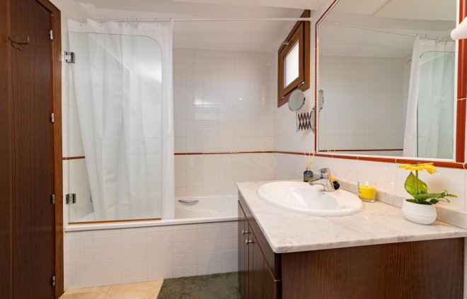 Resale - Apartamento -
Torrevieja - Punta prima