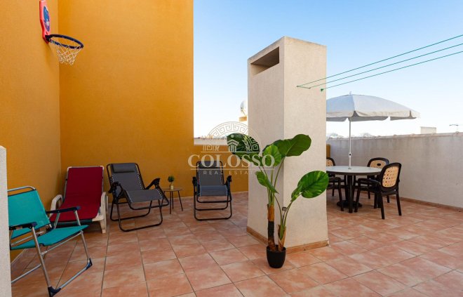 Resale - Apartamento -
Torrevieja - Punta prima