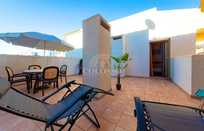 Resale - Apartamento -
Torrevieja - Punta prima