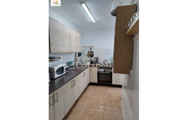 Resale - Piso -
Picassent - Centro