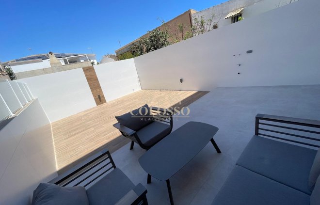 Obra nueva - Apartamento -
Pilar de la Horadada