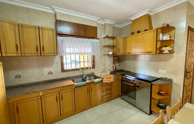 Reventa - Chalet -
Torrevieja - Los Frutales