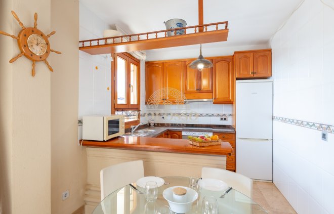 Alquiler - Apartamento / piso -
Guardamar del Segura - Guardamar Playa