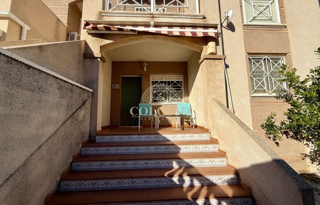 Alquiler - Bungalow Planta Baja -
Torrevieja - Nueva Torrevieja - Aguas Nuevas