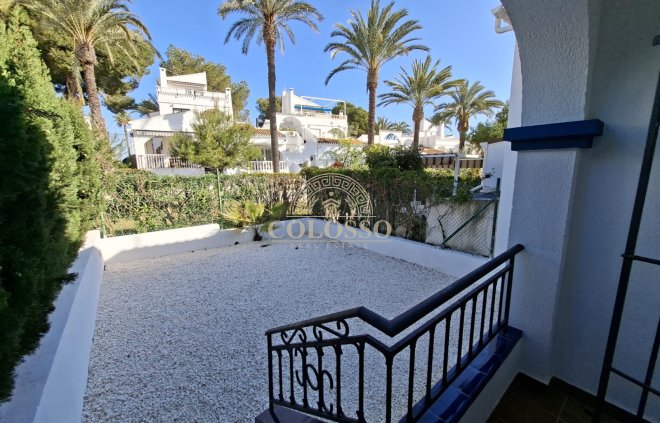 Reventa - Adosado -
Orihuela Costa - Villamartín
