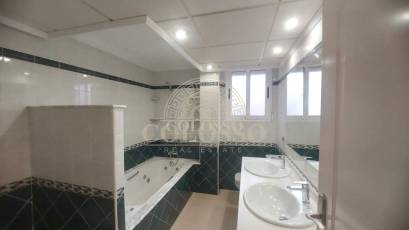 Reventa - Casa -
Orihuela