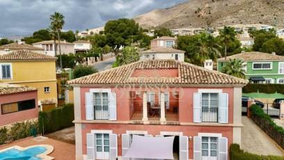Resale - Villa -
Finestrat - BAHIA GOLF