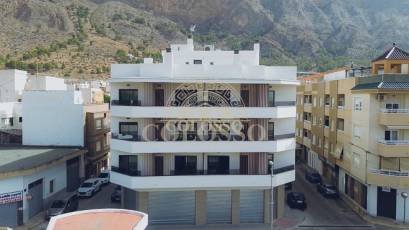 Revente - Apartamento -
Redován