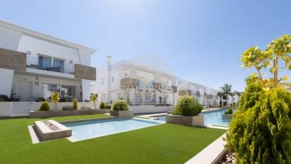 Obra nueva - apartment -
Rojales