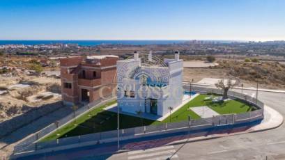 Resale - Chalet -
Mutxamel - Bonalba-Cotoveta