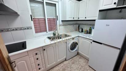 Resale - Apartamento -
Torrevieja - Acequion