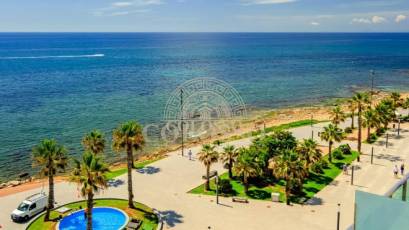 Resale - Penthouse -
Torrevieja - Playa del Cura