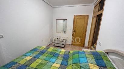 Resale - Apartamento -
Torrevieja - Acequion
