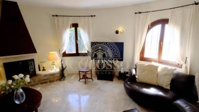 Resale - Villa -
Benissa - Fustera