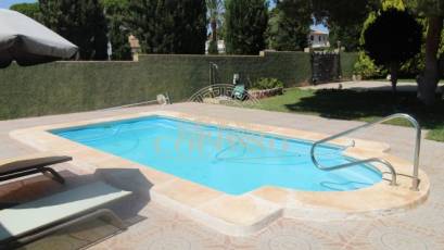 Resale - Chalet -
Orihuela Costa - Punta Prima