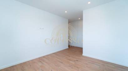 Reventa - Piso -
Madrid - Fuentelarreina