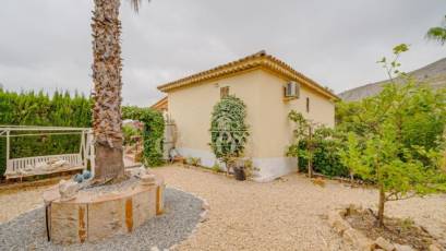 Resale - Chalet -
Finestrat - Camporrosso village