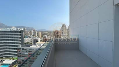 Resale - Piso -
Benidorm - Levante