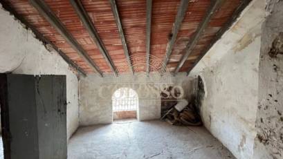 Resale - Casa -
Sella - PUEBLO