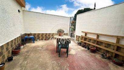 Resale - Villa -
Agost