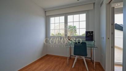 Resale - Villa de Lujo -
Polop - Urbanizaciones