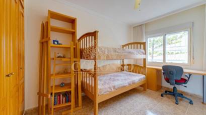 Resale - Bungalow -
Torrevieja - Los altos