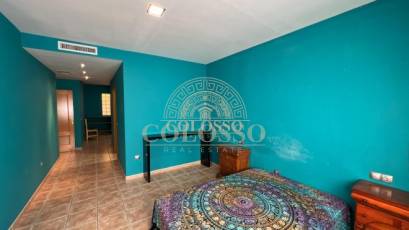 Resale - Chalet -
Godelleta - El bosque