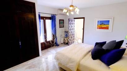 Resale - Villa -
Benissa - Fustera