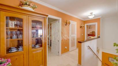 Resale - Chalet -
Finestrat - Camporrosso village