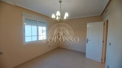 Reventa - Casa -
Orihuela