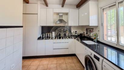 Resale - Chalet -
Rafal