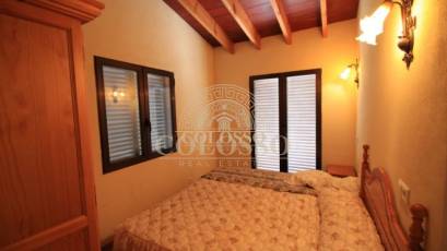 Resale - Chalet -
Orihuela Costa - Campoamor