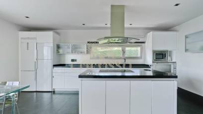 Resale - Villa de Lujo -
Las Rozas de Madrid - Molino de la Hoz