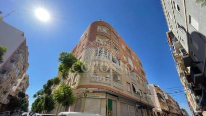 Resale - Apartamento -
Torrevieja - Habaneras