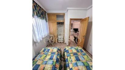 Resale - Apartamento -
Torrevieja - Acequion