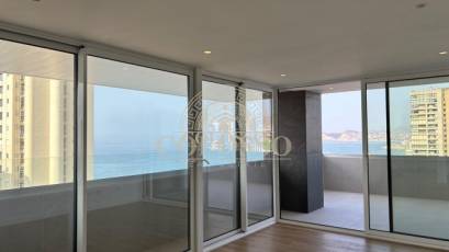 Resale - Piso -
Benidorm - Levante