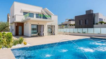 Obra nueva - Villa -
Orihuela Costa
