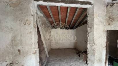 Resale - Casa -
Sella - PUEBLO